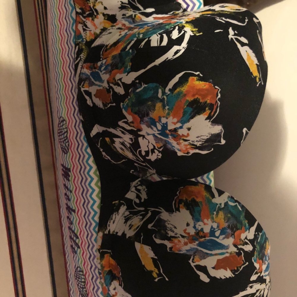 Cacique bra like new 36 DDD